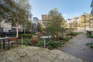Flat 13, Bookham Court, Bevenden Street, Hackney, London N1 6FZ