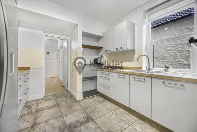 eZy Watermark_25-08-2024_07-14-08-1260AM.JPG