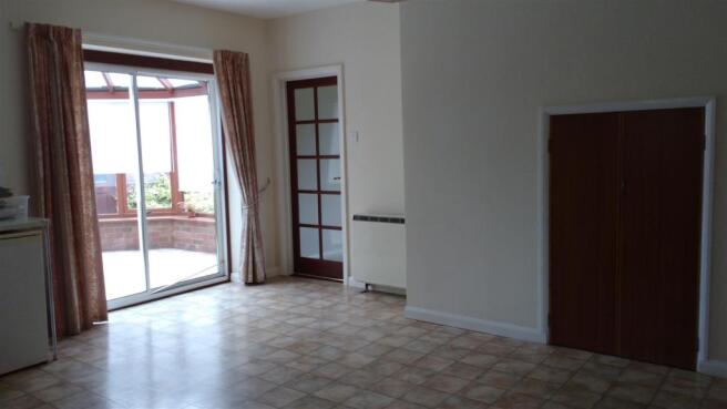 kitchen looking to c