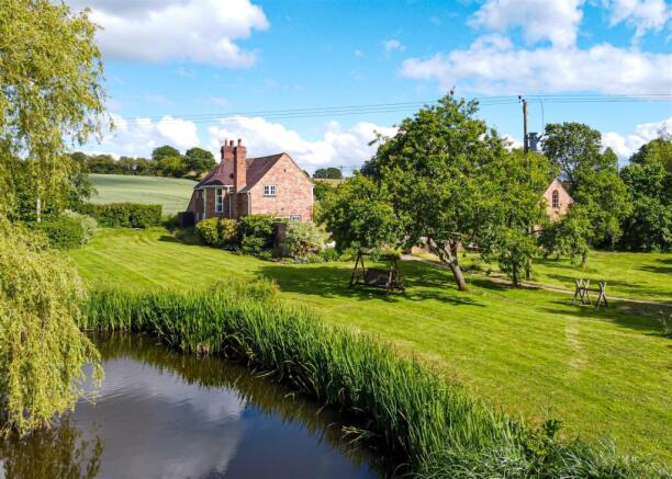 Footbridge Cottage-drone3.jpg
