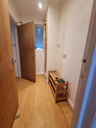 INNER HALLWAY.jpg