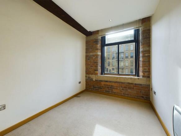2 bed Apartment for sale Image 5