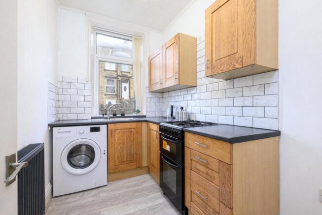 2 bed Terraced for sale Image 5
