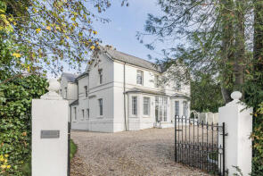 Inches, Birchley Road, Cheltenham GL52 6NX