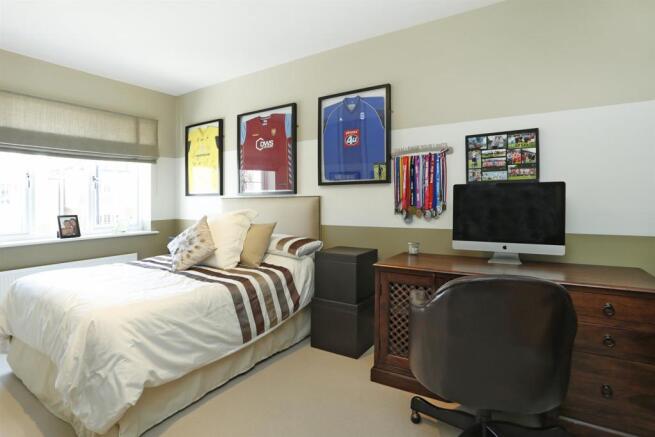 bed5.JPG