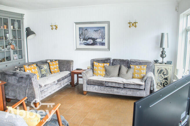 Lounge 1