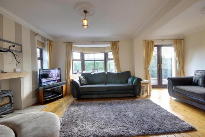 Rear Lounge