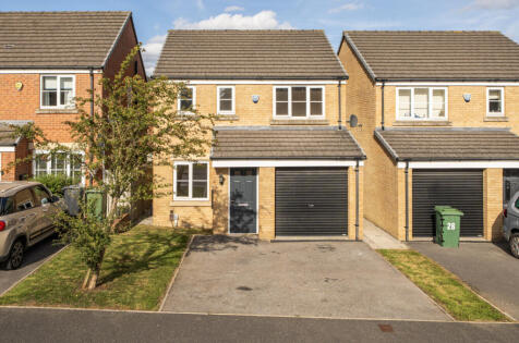 Alder Road, Whinmoor, Leeds, LS14