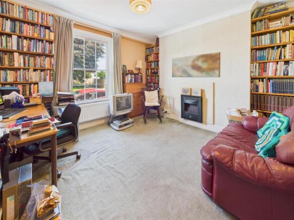 CAM03789G0-PR0073-ST