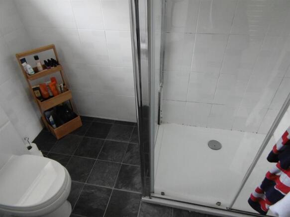 En-suite image two