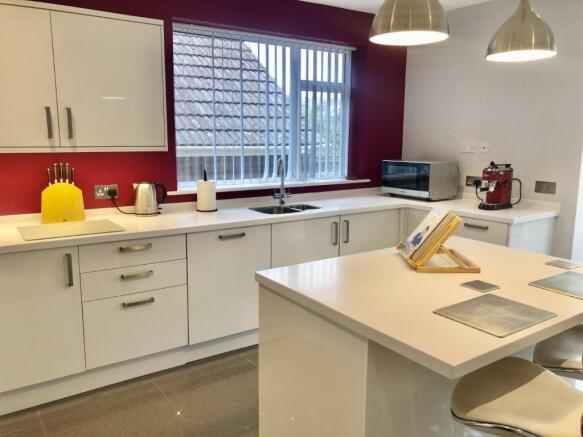 Kitchen/Breakfast Ro
