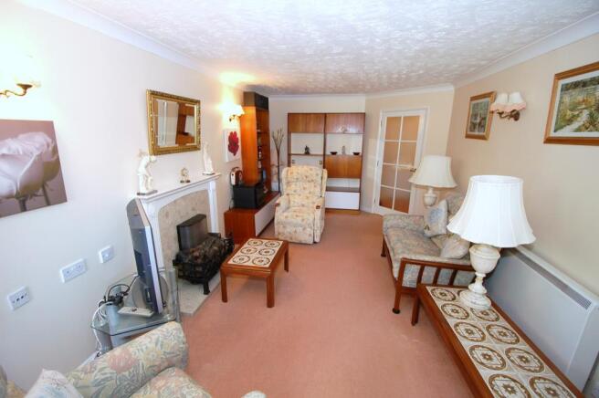 Living/dining room