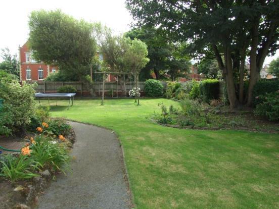 Side Gardens