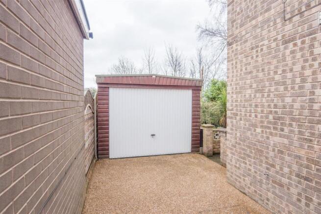 Detached Garage