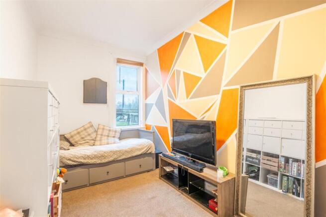 bedroomthree.a.jpg