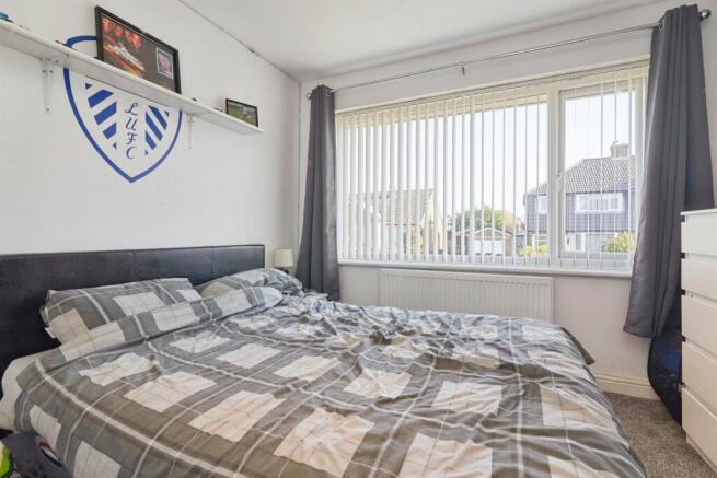 3 bed Semi-Detached for sale Image 9