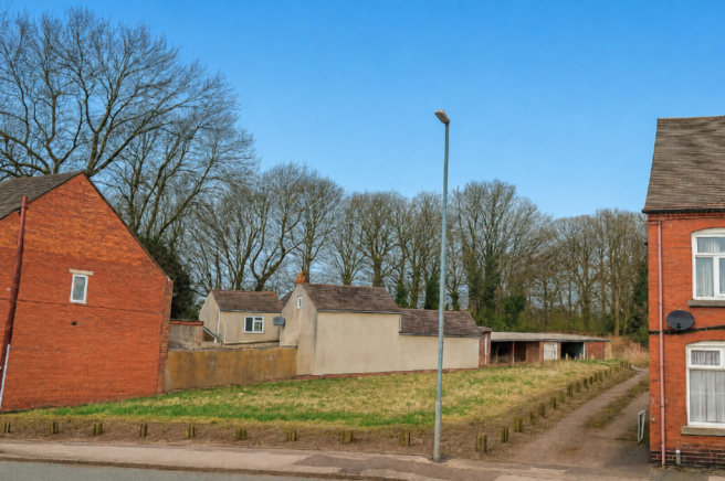 The site at roadside