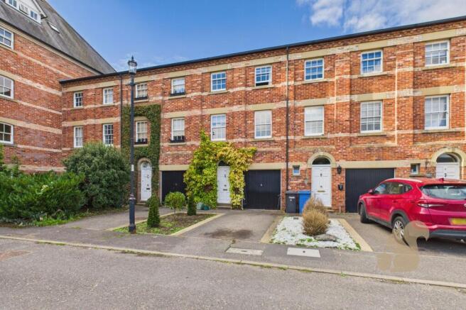 4-bed house on The Drays, Long Melford, CO10, £310,000