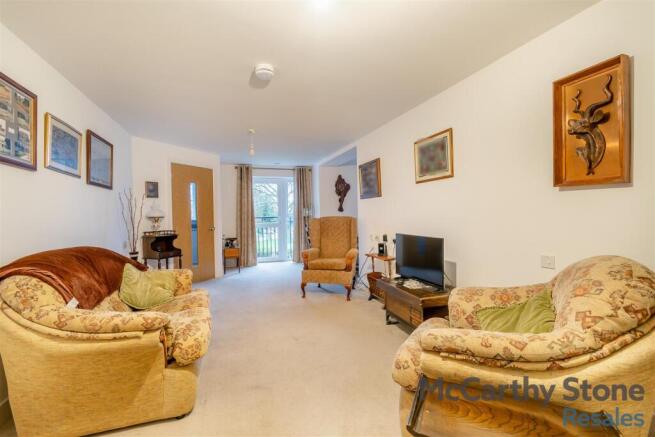 8669159-interior17.jpg