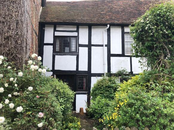 Front Aspect 