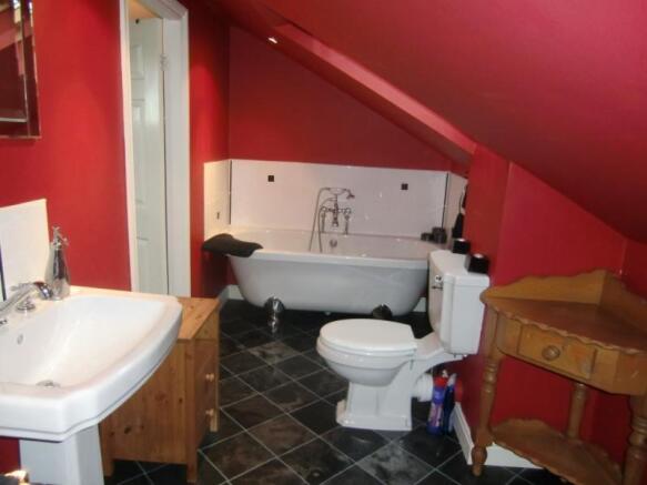 En-Suite Bathroom
