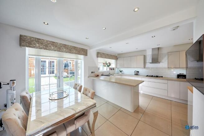 Dining Room/Kitchen
