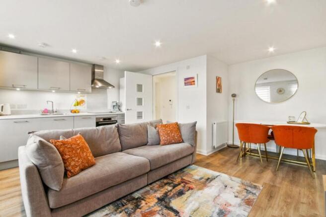 1-bed flat on Curle Street, Glasgow, G14, £165,000