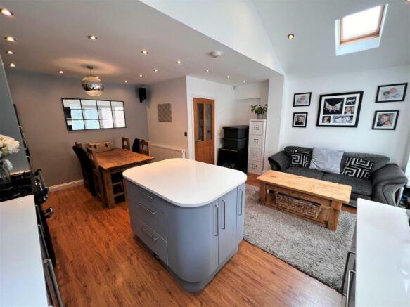 kitchen dining and seating.jpg