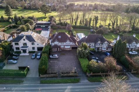 Banstead Road, Banstead