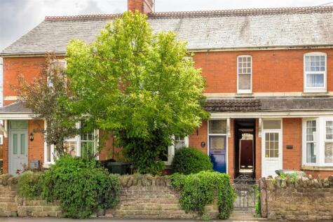 Wellingborough Road, Finedon
