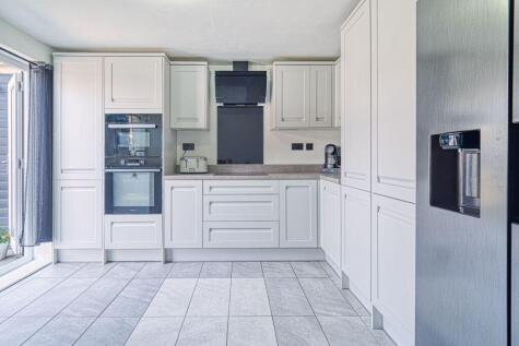 Newman Road, Calverton, Nottingham, NG14 6LG