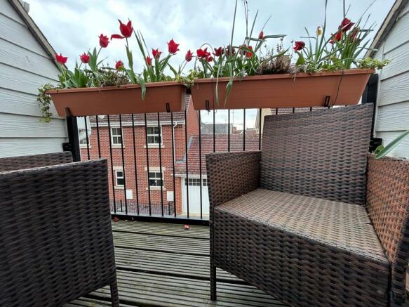OUTSIDE - BALCONY