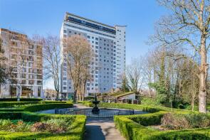 Flat 158, 1 Aspects, Throwley Way, Sutton SM1 4FE