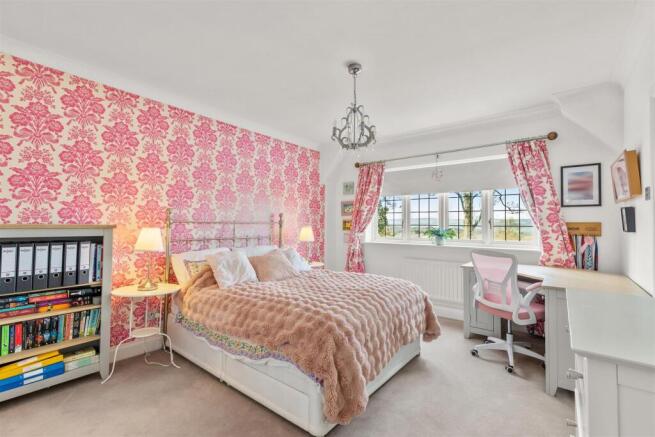New pink bedroom.jpg