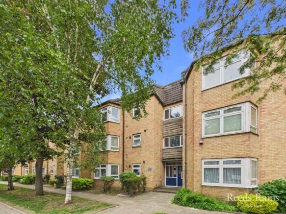 2 bed Apartment for sale Image 11