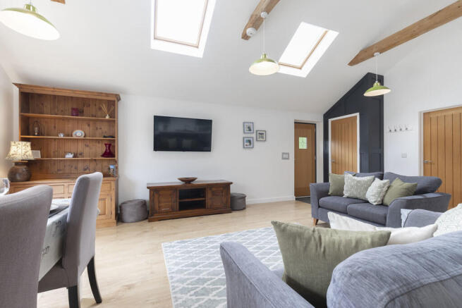 Yew Tree Cottage-...