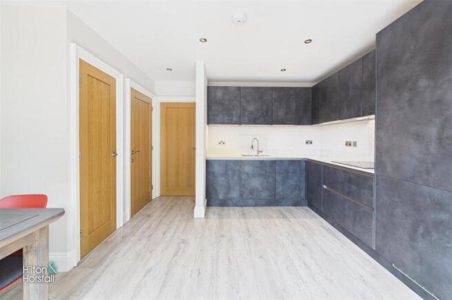 3 bed Semi-Detached for sale Image 7