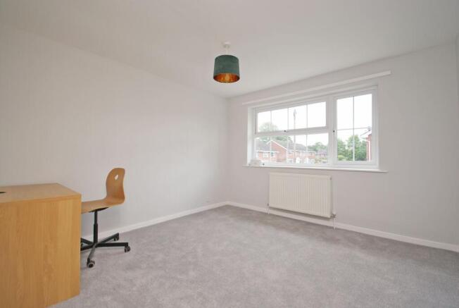 2 bed End of Terrace to rent Image 7