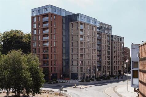 Marketfield Way, Redhill