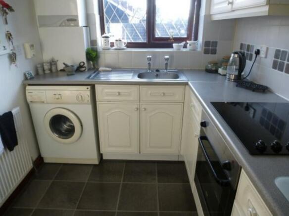 2 bed Maisonette for sale Image 8