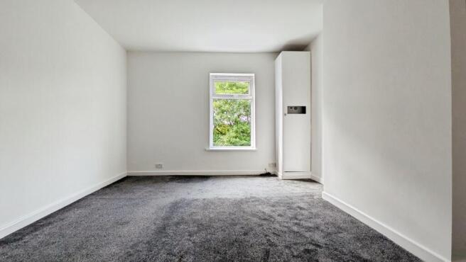 2 bed Terraced for sale Image 8