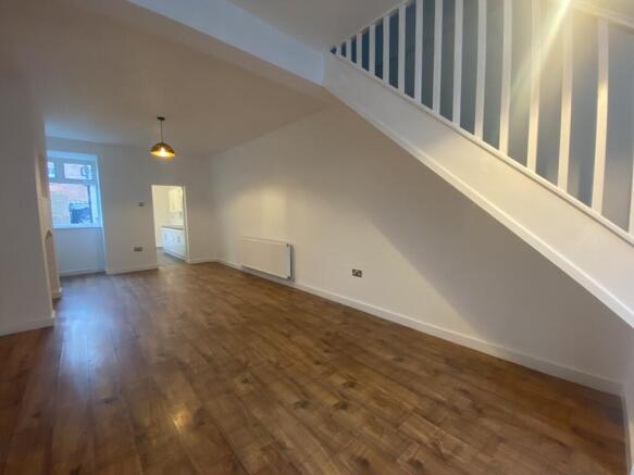 Living Room (2)