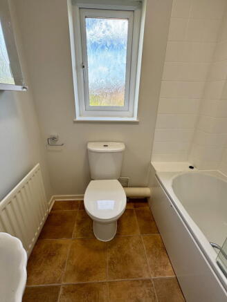2 bed Town House for sale Image 11