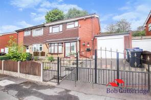 4, Dorridge Grove, Newcastle ST5 0HX