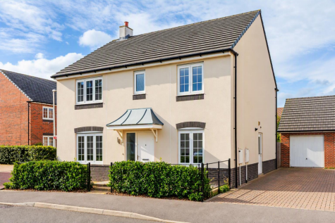 Spacious modern family home situated with sought-after Langford setting