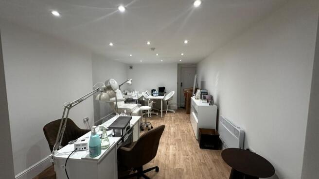 Photo 10