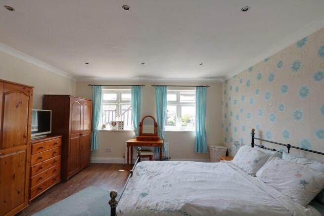 Bedroom 1 (Double with Ensuite)