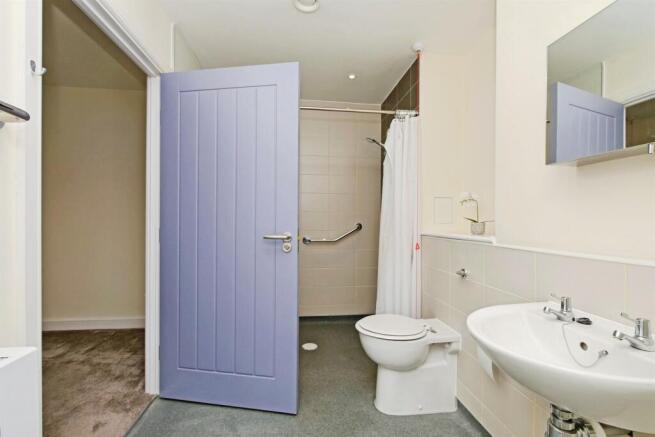 1 bed Flat for sale Image 11