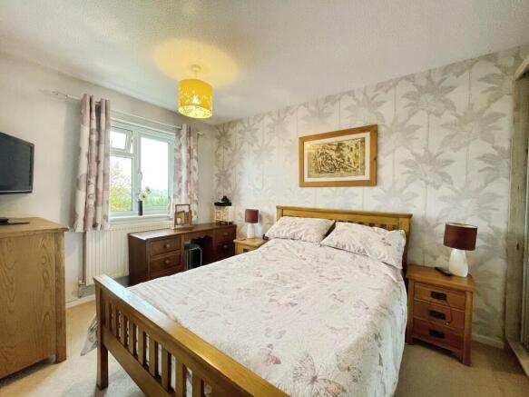 5693a57f-27