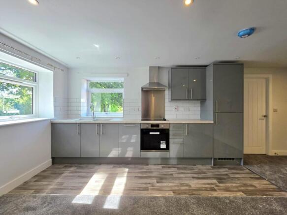 1 bed Apartment to rent Image 5